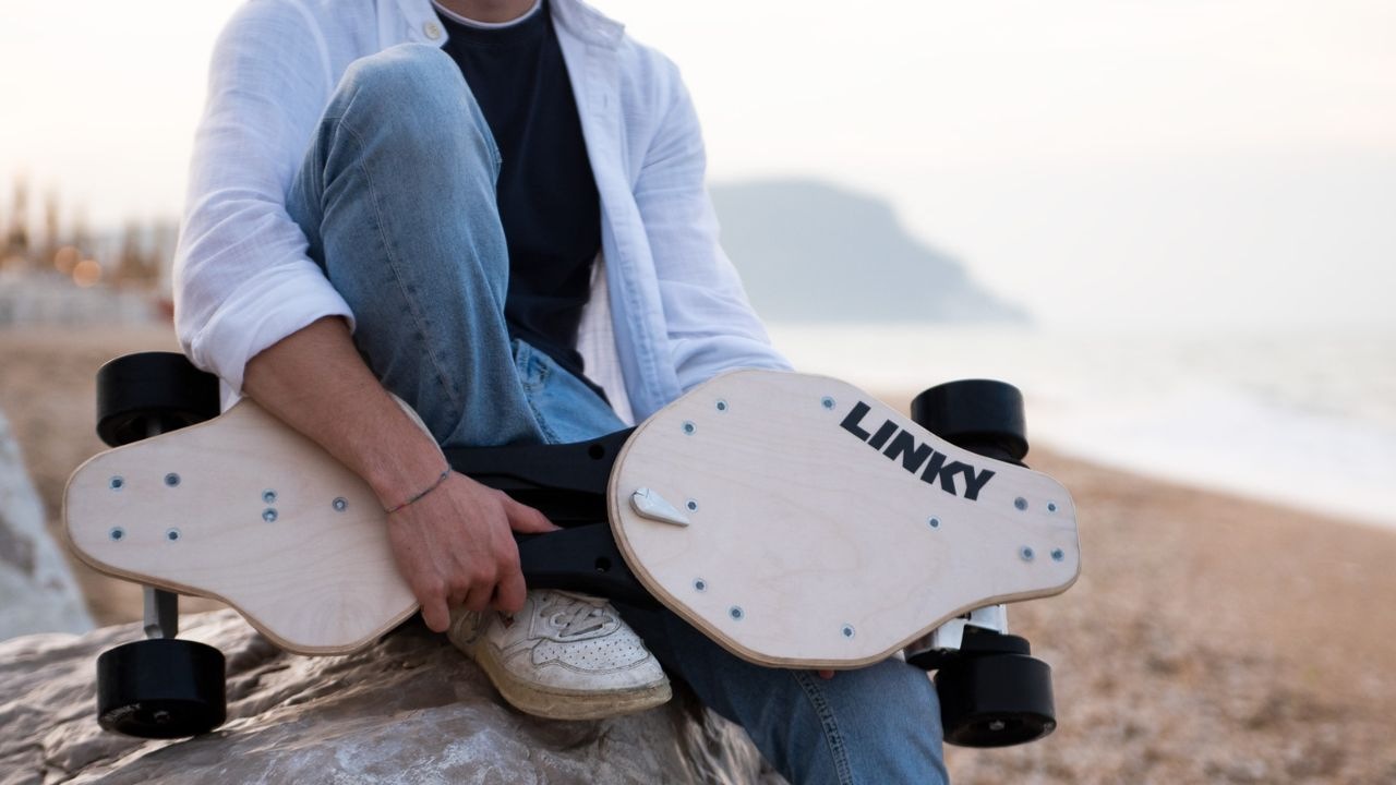 Linky 2.0 The First Foldable Electric Longboard - 4