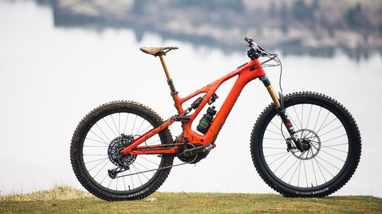 Electric Mountain Bike - The Specialized Turbo Levo Gen 3 Electric Mountain Bike - The Specialized Turbo Levo Gen 3